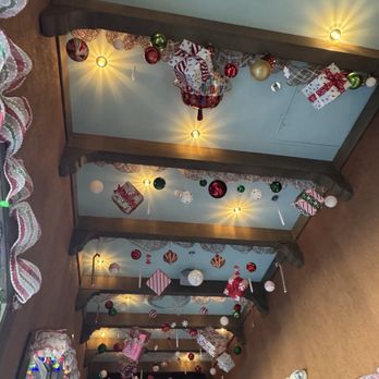 Los Cabos - Their holiday decorations this year are so good!! - Mexican Near Me - Broken Arrow, Oklahoma Los Cabos - Their holiday decorations this year are so good!! - Mexican Near Me - Broken Arrow, Oklahoma