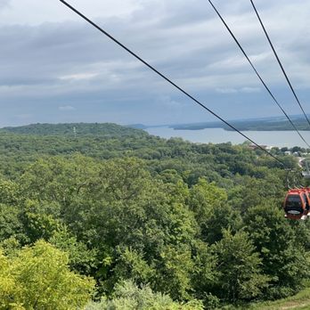 Aerie's Resort - Sky tour! - Wineries Near Me - Grafton, Illinois Aerie's Resort - Sky tour! - Wineries Near Me - Grafton, Illinois