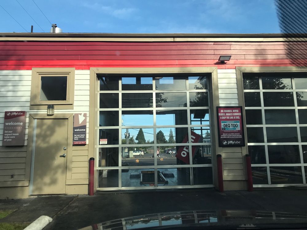 JIFFY LUBE Updated August 2024 11 Photos & 53 Reviews 507 SE 10th