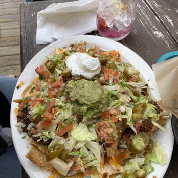 Sociedad - Super Nachos with ground beef--the meat tasted like really meaty chili. Interesting! - Mexican Near Me - Round Rock, Texas