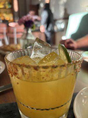 Sra. Martinez by null