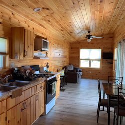 Pine Cradle Lake Family Campground - Inside our lakeside cabin
