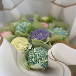 Christina’s Creative Cupcakes