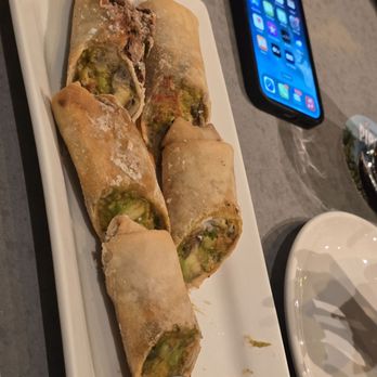 BJ's Restaurant & Brewhouse - Avocado eggrolls - New American Near Me - Laurel, Maryland
