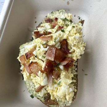 Cafe Roca - Avocado & egg toast - Coffee & Tea Near Me - Charleston, South Carolina Cafe Roca - Avocado & egg toast - Coffee & Tea Near Me - Charleston, South Carolina