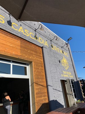 Brothers Cascadia Brewing by null