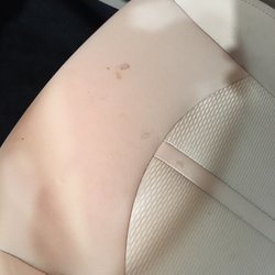 Avis - Stained seats