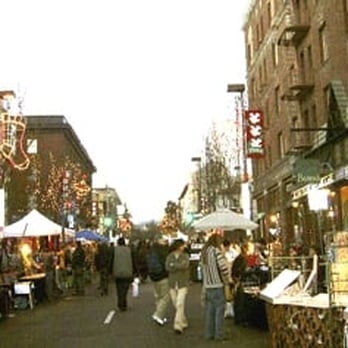 Telegraph Avenue Holiday Street Fair - Festivals Near Me - Berkeley, California