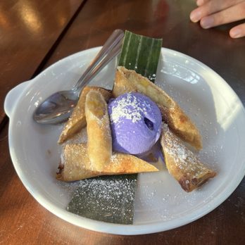 FOB Kitchen - Turon - Filipino Near Me - Oakland, California