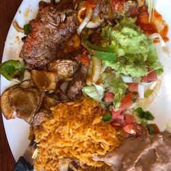 Del Rancho Mexican Grill - l 9. Bisteck Ranchero