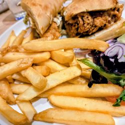 Monarca Bar & Grill