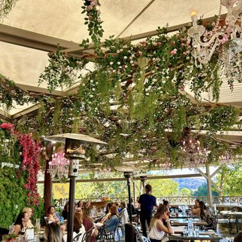 Rose's Garden Bar - Garden - Burgers Near Me - Calabasas, California