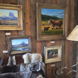 Latigo & Lace - Artwork, jewelry, and lots of other gifts for sale made by local artists.
