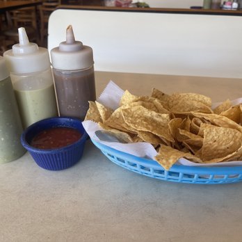 Los Braseros - Chips and salsa - Mexican Near Me - Austin, Texas