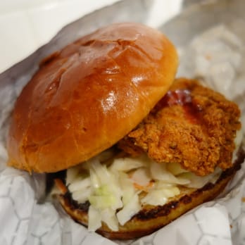 Do-Rite Donuts & Chicken - Spicy Chicken - Donuts Near Me - Chicago, Illinois