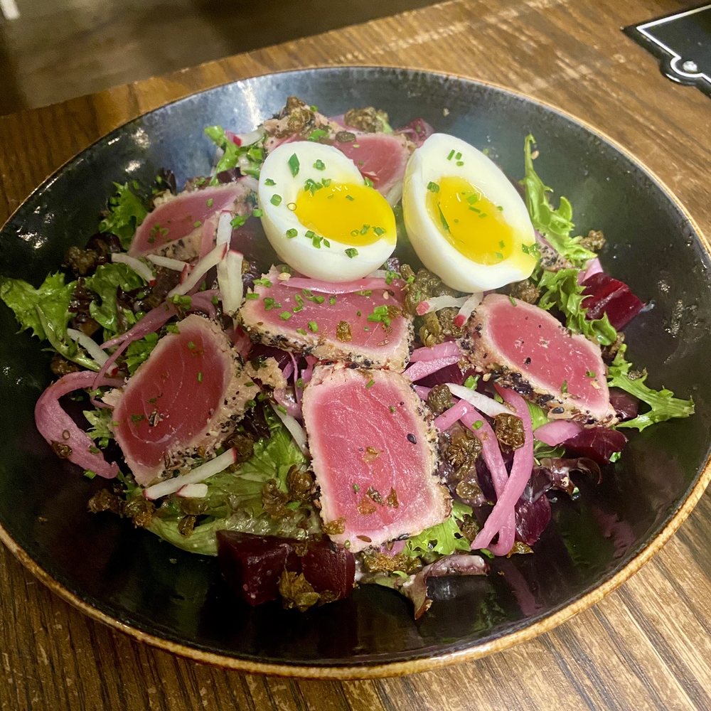 The Grocer's Table - Tuna Nicosie Salad - Cafes Near Me - Wayzata, Minnesota The Grocer's Table - Tuna Nicosie Salad - Cafes Near Me - Wayzata, Minnesota