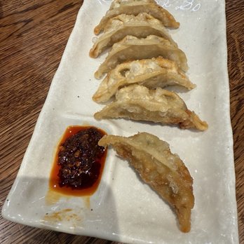 Ringer Hut - Gyoza - Salad Near Me - Honolulu, Hawaii