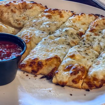 Iechyd Da Brewing Company - Bread of St. David - Pizza Near Me - Elkhart, Indiana