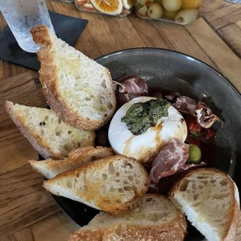 Bar 1903 - Burrata - Cocktail Bars Near Me - Tallahassee, Florida Bar 1903 - Burrata - Cocktail Bars Near Me - Tallahassee, Florida
