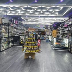 Royal Smoke Shop