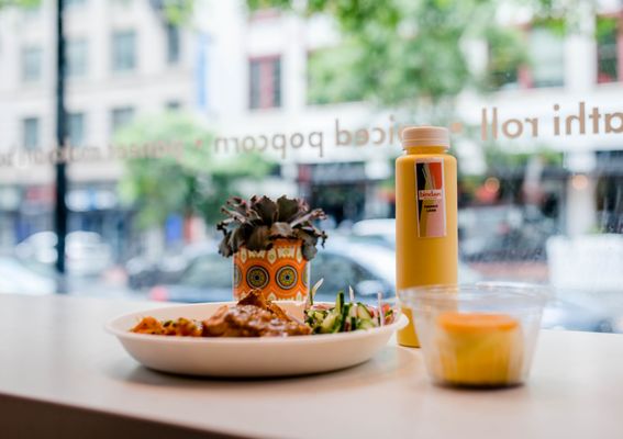 Bindaas Bowls & Rolls by null