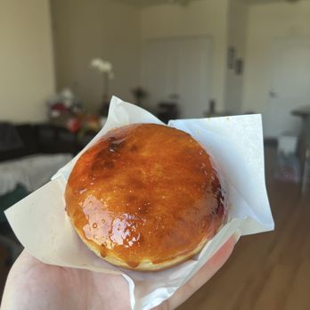 Memorylook - Creme Brulee Donut // ig: @sandyeatslocal - Coffee & Tea Near Me - Los Angeles, California Memorylook - Creme Brulee Donut // ig: @sandyeatslocal - Coffee & Tea Near Me - Los Angeles, California