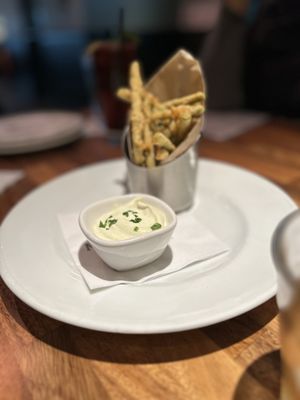 Marlow's Tavern by null