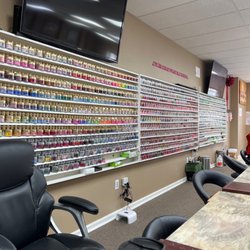 JR Nails