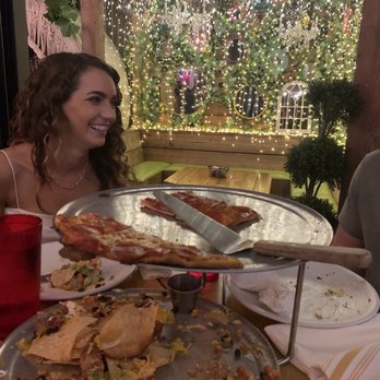 Paradise Park - Tavern style and nachos - Pizza Near Me - Chicago, Illinois Paradise Park - Tavern style and nachos - Pizza Near Me - Chicago, Illinois