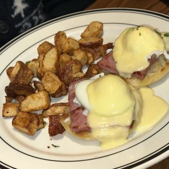 Mimi's Cafe - Eggs Benedict - Breakfast & Brunch Near Me - Los Angeles, California Mimi's Cafe - Eggs Benedict - Breakfast & Brunch Near Me - Los Angeles, California