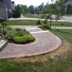 Shade Tree Landscaping - landscape and hardscape installers, brick walks, shrub and tree installation and more..