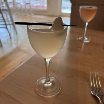 Little Em's Oyster Bar - Lychee martini - Seafood Near Me - San Antonio, Texas Little Em's Oyster Bar - Lychee martini - Seafood Near Me - San Antonio, Texas