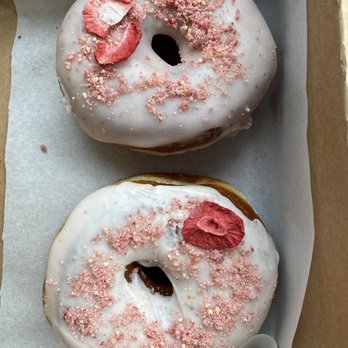 Doughnut Dollies - Strawberry - Breakfast & Brunch Near Me - Marietta, Georgia Doughnut Dollies - Strawberry - Breakfast & Brunch Near Me - Marietta, Georgia