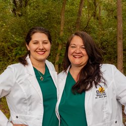 Brio Wellness Center - Our doctors, Dr. Kayla & Dr. Mindi.