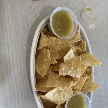 Taqueria Mila - a bowl of chips and a bottle of beer - Mexican Near Me - Santa Rosa, California Taqueria Mila - a bowl of chips and a bottle of beer - Mexican Near Me - Santa Rosa, California