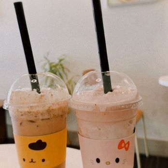 Boba Friend - Pom Pom and hello kitty #12 - Bubble Tea Near Me - Monrovia, California