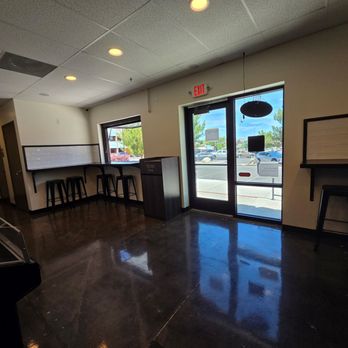 Crackle and Crumb - Great indoor dining space with outdoor patio - Vietnamese Near Me - Reno, Nevada Crackle and Crumb - Great indoor dining space with outdoor patio - Vietnamese Near Me - Reno, Nevada
