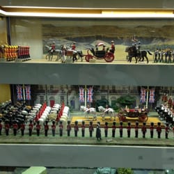 Guards Toy Soldier Centre - Toy soldiers