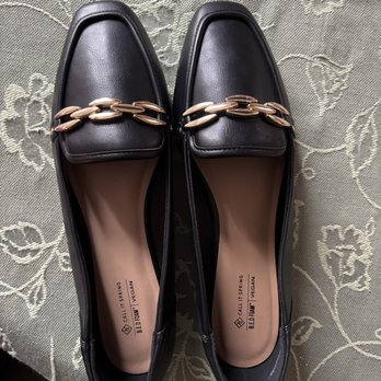 Chaussures Super-Prix - $20 - I needed something lol - Shoe Stores Near Me - Verdun, Quebec