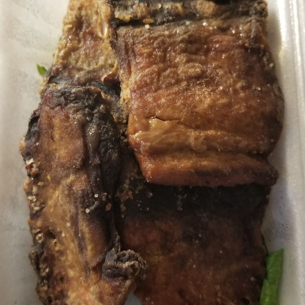 Fresh Catch - Side order of deep fried aku (skipjack tuna) bones. $4 for six pieces. - Hawaiian Near Me - Honolulu, Hawaii Fresh Catch - Side order of deep fried aku (skipjack tuna) bones. $4 for six pieces. - Hawaiian Near Me - Honolulu, Hawaii