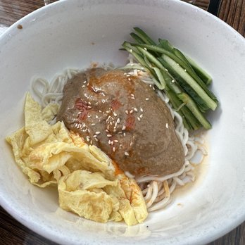886 - Sesame Noodles - Taiwanese Near Me - New York, New York