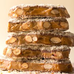 Enstrom Candies - Milk Chocolate Traditional Almond Toffee