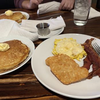 Hot Grillz Diner - Turbo charged - Breakfast & Brunch Near Me - Walton Hills, Ohio Hot Grillz Diner - Turbo charged - Breakfast & Brunch Near Me - Walton Hills, Ohio