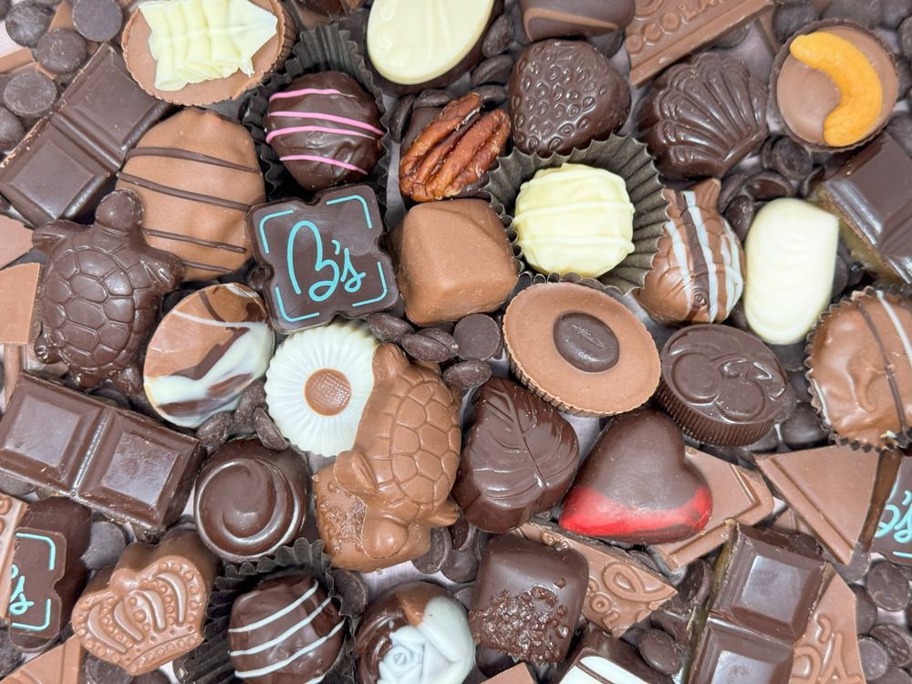 B's Chocolates Logo