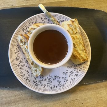 Chocolate Amatller - Hot chocolate - Chocolatiers & Shops Near Me - Barcelona, B