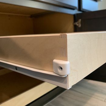 A Quality Roll-out Drawers - Dovetailed Drawers - Cabinetry Near Me A Quality Roll-out Drawers - Dovetailed Drawers - Cabinetry Near Me