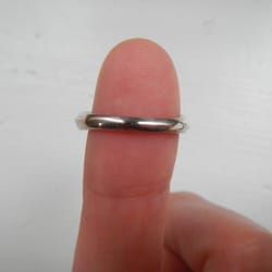 Mission Watch And Jewelry - Another outer view of where the crack used to be. Can't even tell it was ever resized or had cracked!