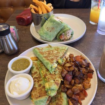 Red Maple - Cafes Near Me - Los Angeles, California