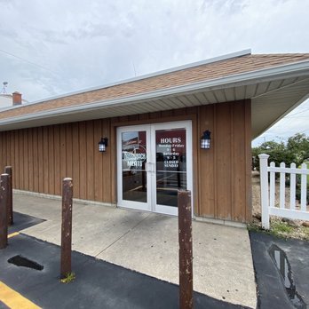 Hasselbach Meats - Outside - Meat Shops Near Me - Fremont, Ohio Hasselbach Meats - Outside - Meat Shops Near Me - Fremont, Ohio