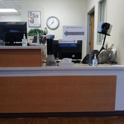 Concentra Urgent Care - Check in area.